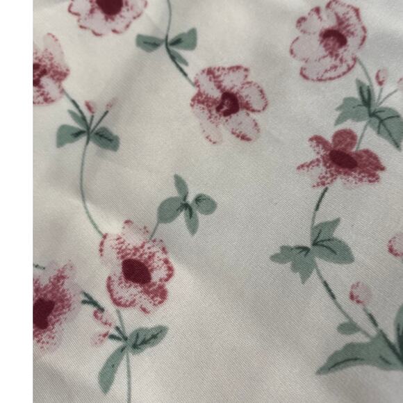 Dazy Size xl by tag but 30 inch waist. Fits a medium. Lined - Picture 5 of 7